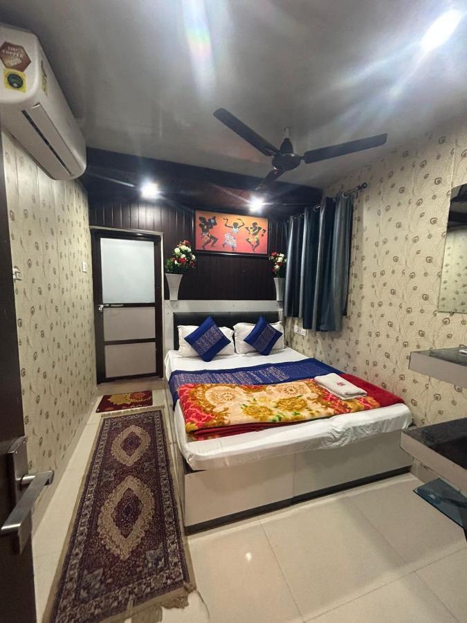 Hotel Ankit Near Assi Ghat Varanasi Exteriör bild